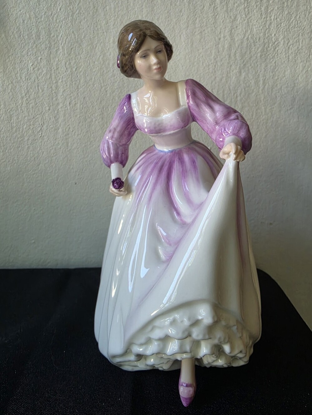 Royal Doulton Figurine 1992 Ashley  HN 3420